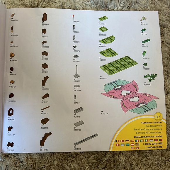 Retired LEGO Friends Nature Glamping Set 41392 - Picture 4 of 8